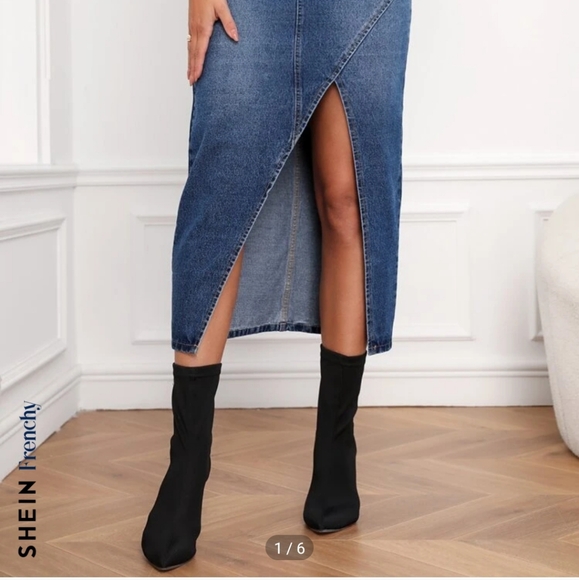 Long Jean skirt size medium with slit - Picture 5 of 6